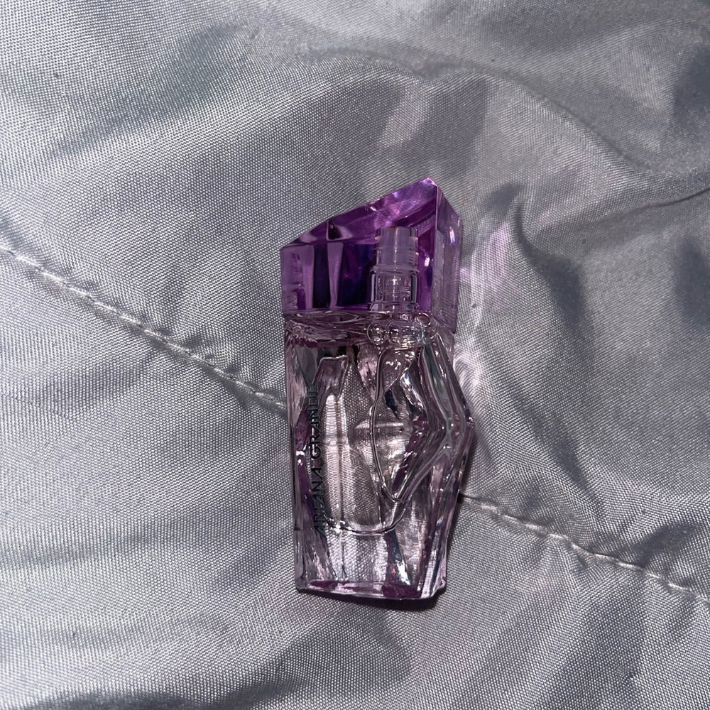 Ariana grande mini perfume